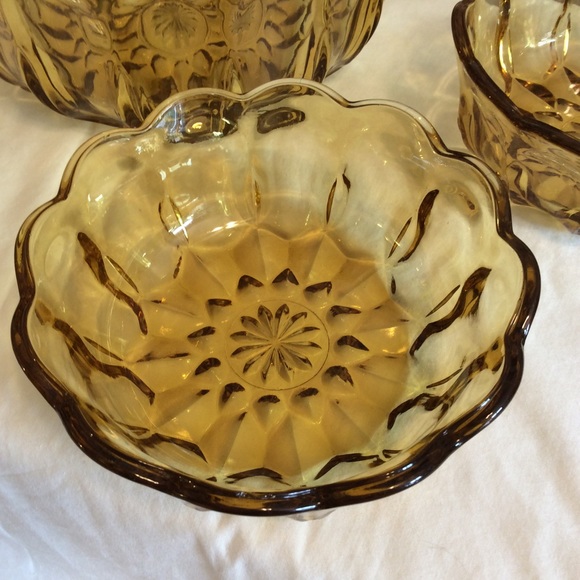 Amber scalloped rim Depression glass bowl set 3 pc - Picture 7 of 12